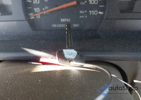 1995 Toyota T100 z USA, uszkodzony, nr VIN JT4UD10D9S0006705